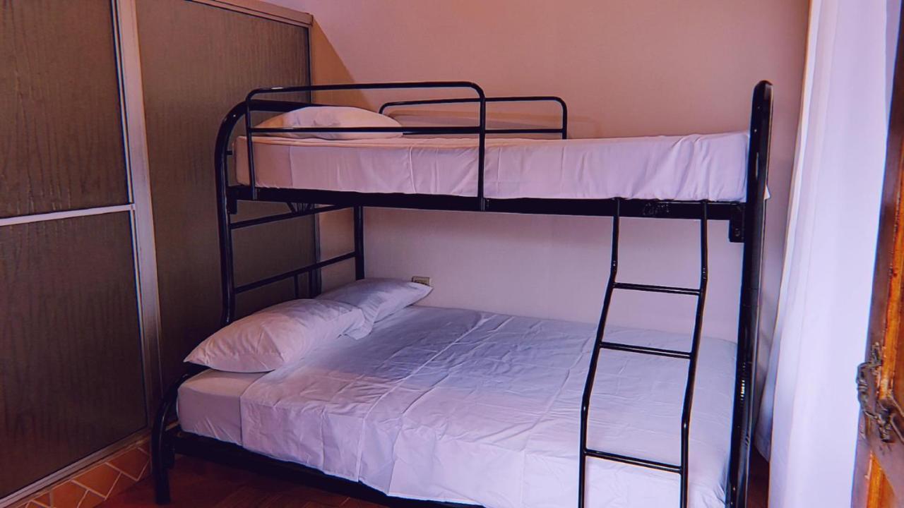 Alpha Arenal Hostel La Fortuna ภายนอก รูปภาพ