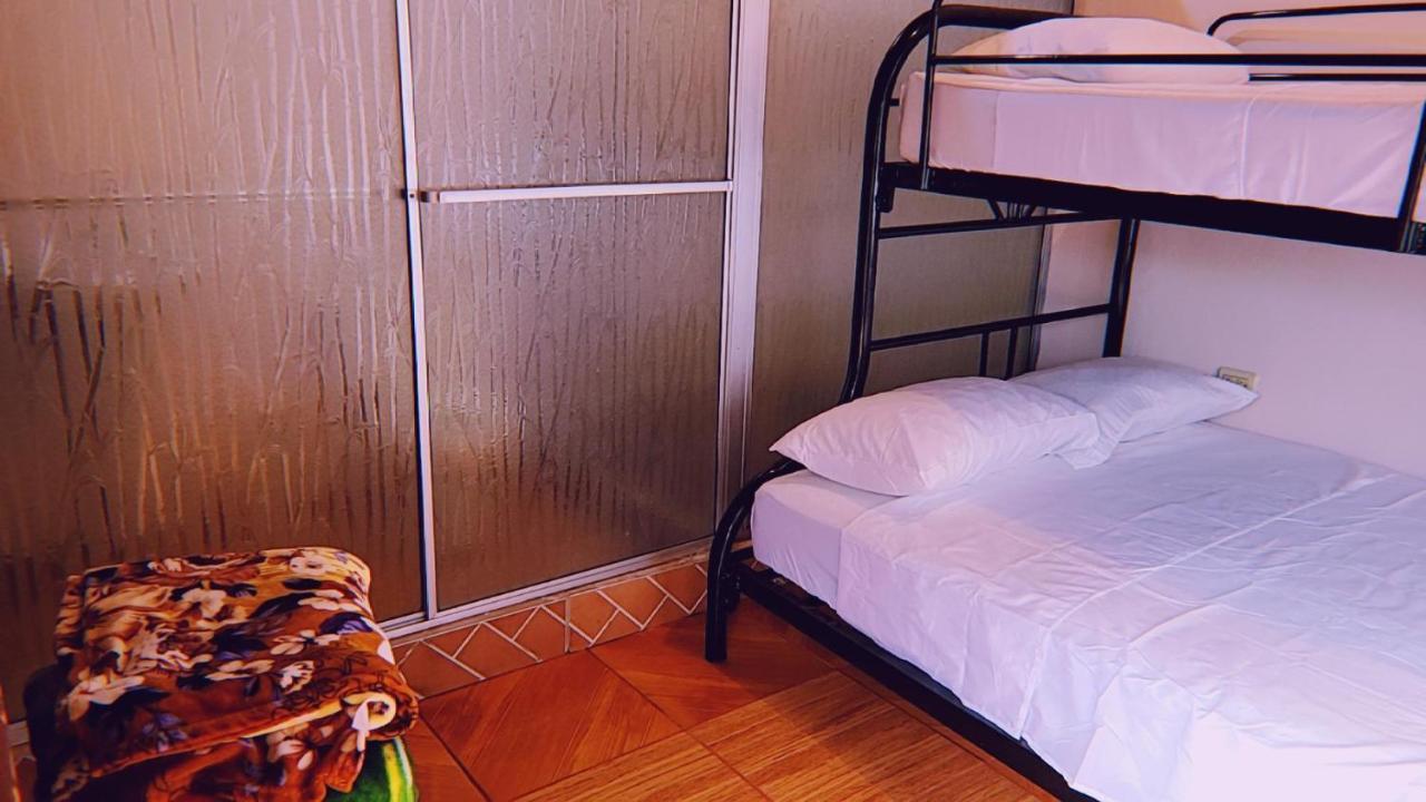 Alpha Arenal Hostel La Fortuna ภายนอก รูปภาพ