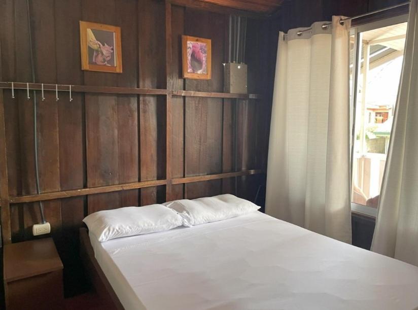 Alpha Arenal Hostel La Fortuna ภายนอก รูปภาพ